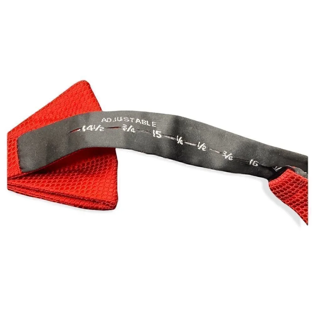 Haggar adjustable Bow tie classic red textured polyester